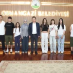 Osmangazide ucretsiz lgs kurslarinin basarili ogrencileri baskan aydinla bulustu aFkg1krX